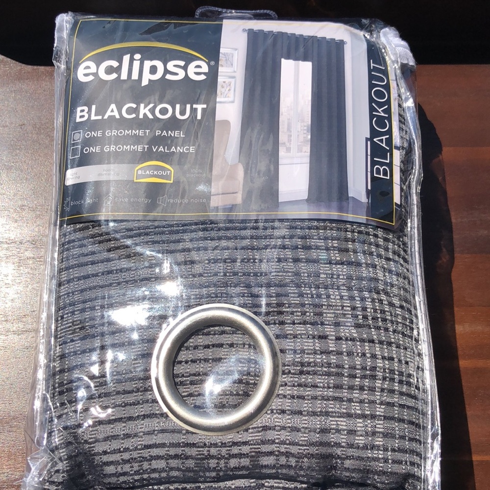 NEW! Eclipse Trevi Thermaline blackout curtain - Picture 4 of 6
